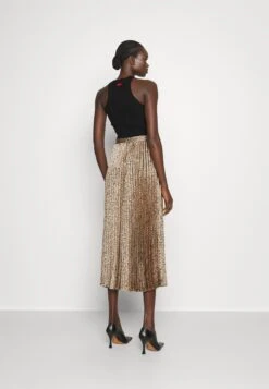 TWINSET Woven SkirtGonna A PiegheAnimalier Nero/Ice Coffee Donna Gonne TW321B01Q-B11 10 TWINSET Woven SkirtGonna A PiegheAnimalier Nero/Ice Coffee Donna Gonne TW321B01Q-B11 -Vendite Adidas Originals || Steve Madden || Next 22c5a2b8251a4e62b77b870f4d9429d8