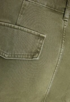 BERSHKA Multi Pocket Twill- Gonna Di Jeans - Khaki -Vendite Adidas Originals || Steve Madden || Next 682190c96d3c458ca169095e7830c809