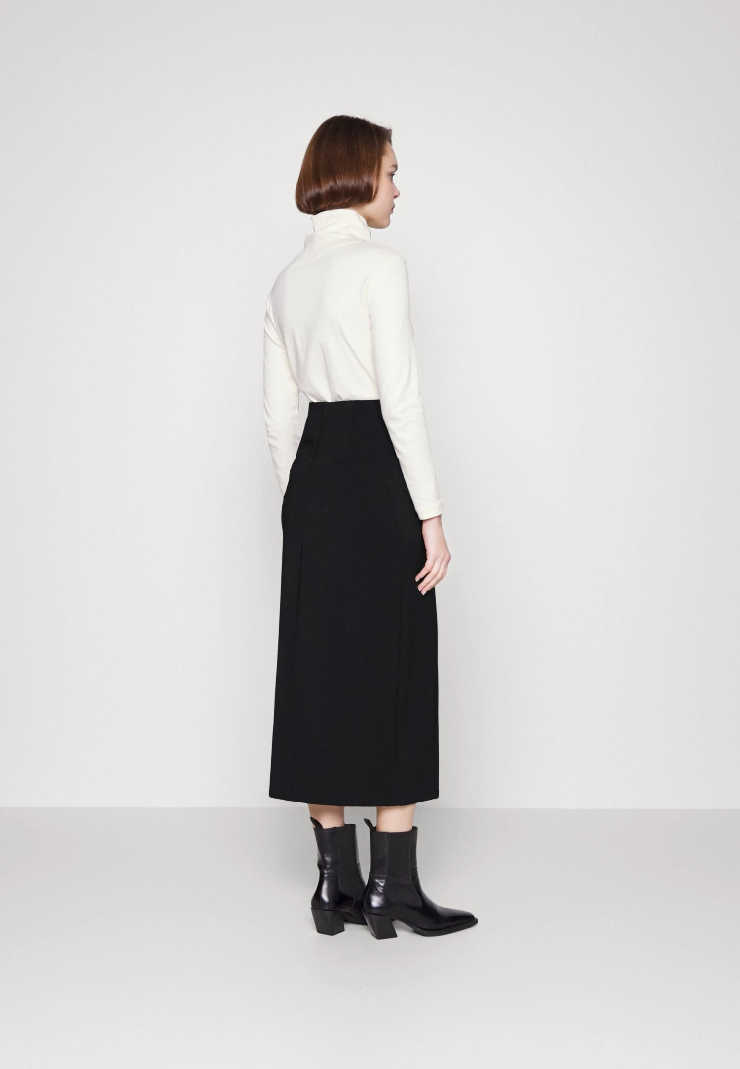 Gestuz Joelle SkirtGonna A TubinoBlack Donna Gonne GE221B04Y-Q11 6 Gestuz Joelle SkirtGonna A TubinoBlack Donna Gonne GE221B04Y-Q11 - immagine 4