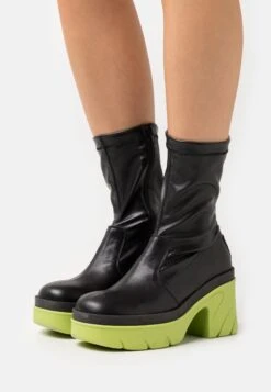 Steve Madden GeorginiaStivaletti Con PlateauBlack/Lime Donna Scarpe ST311N0AZ-Q14